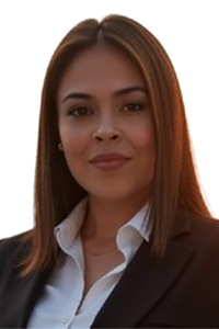 Professional Photo of Angie Alcalde